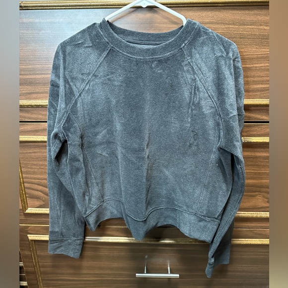 Lululemon Every Moment Crew P2P 20.5” Size 12 - Picture 1 of 8